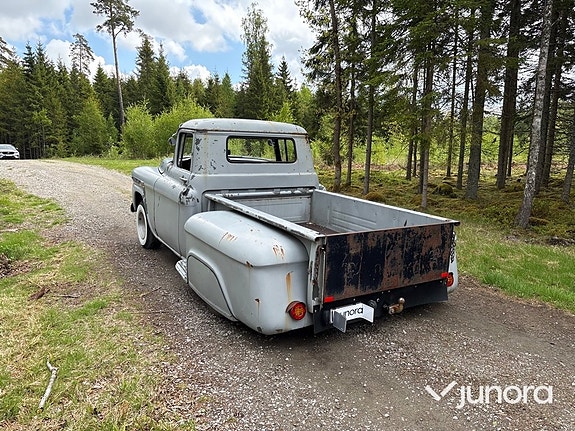 Chevrolet 3100 6 of 10