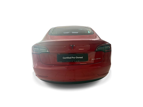 Tesla Model 3 5 of 5