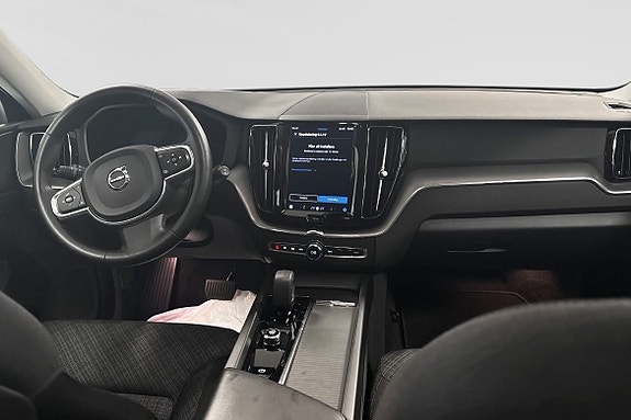 Volvo XC60 5 of 8