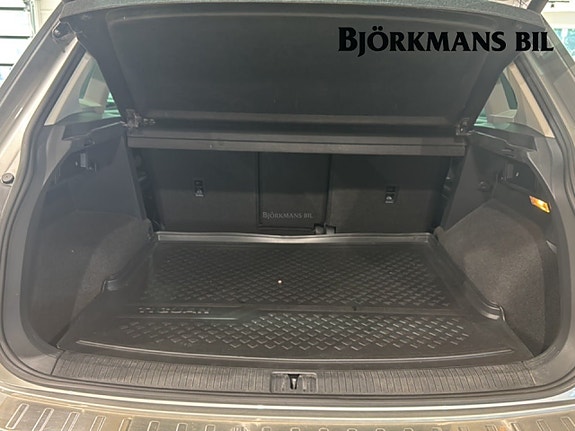 Volkswagen Tiguan 14 of 14
