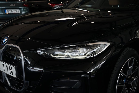 BMW i4 4 of 5