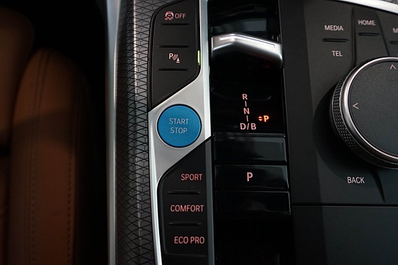 BMW i4 25 of 30