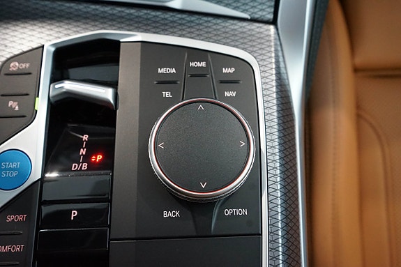 BMW i4 24 of 30