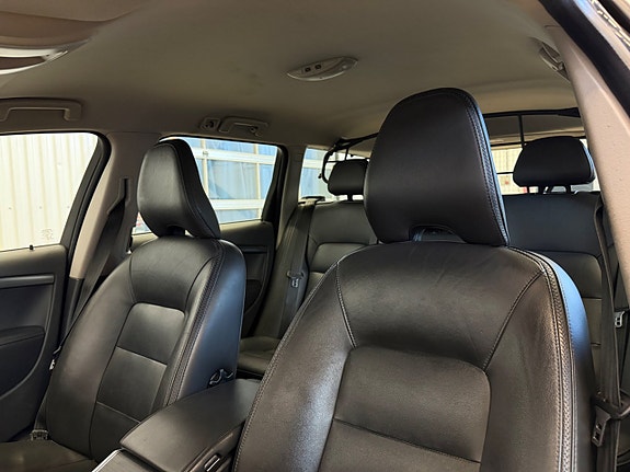 Volvo XC70 17 of 20