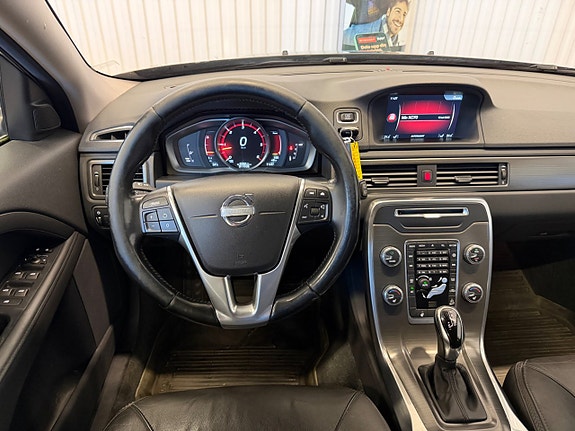 Volvo XC70 9 of 20