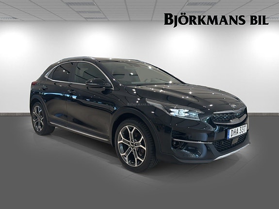Kia XCeed 3 of 17