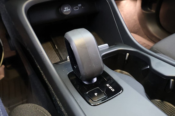 Volvo EX40 19 of 21