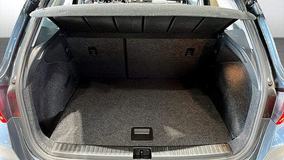 Seat Arona 12 of 12