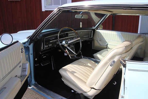 Pontiac Grand Prix 5 of 5