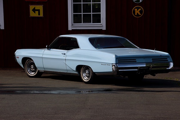 Pontiac Grand Prix 26 of 30