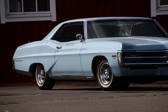 Pontiac Grand Prix 10 of 30