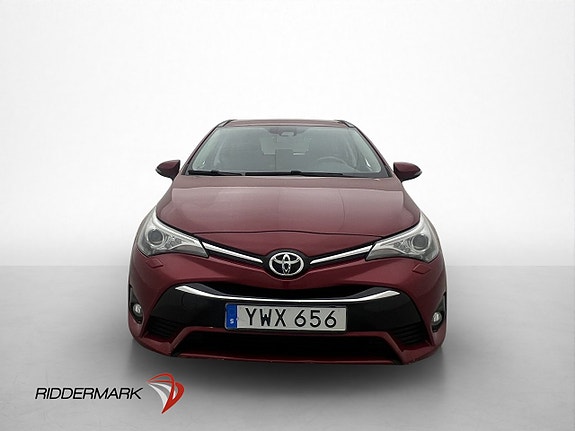 Toyota Avensis 2 of 27