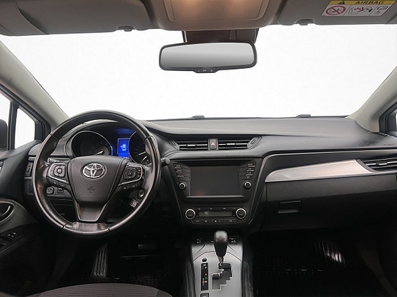 Toyota Avensis 12 of 27