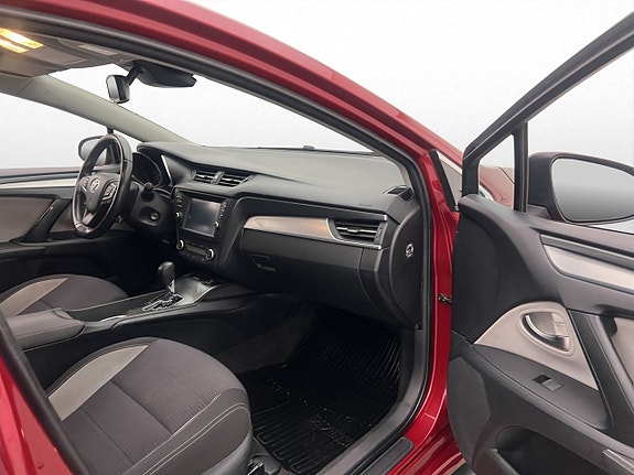 Toyota Avensis 15 of 27