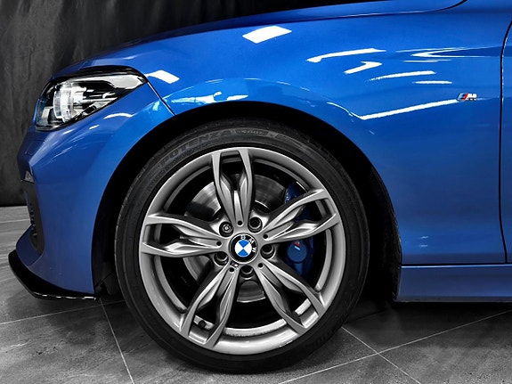 BMW M135i 11 of 30
