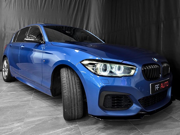BMW M135i 6 of 30