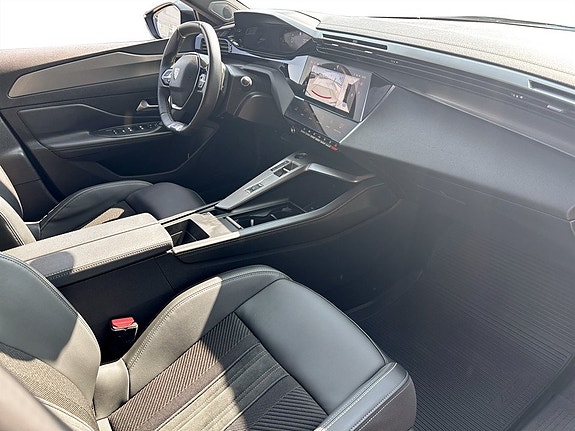 Peugeot 408 11 of 15