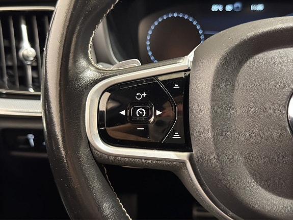 Volvo S60 17 of 25