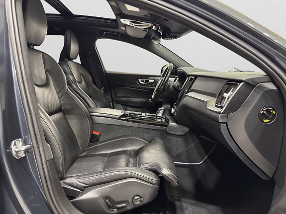 Volvo S60 10 of 26