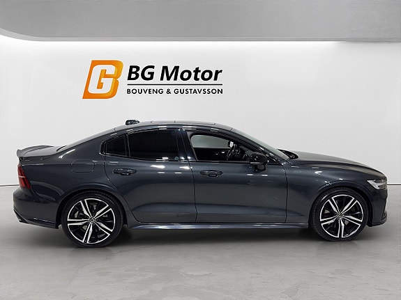 Volvo S60 3 of 5