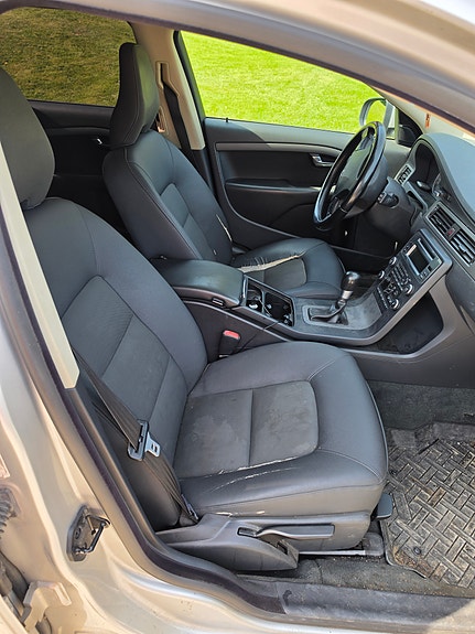 Volvo V70 5 of 5