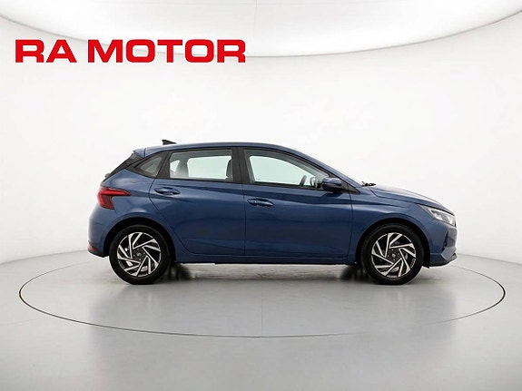 Hyundai i20 4 of 22