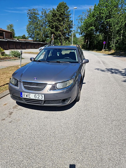 Saab 9-5 4 of 4