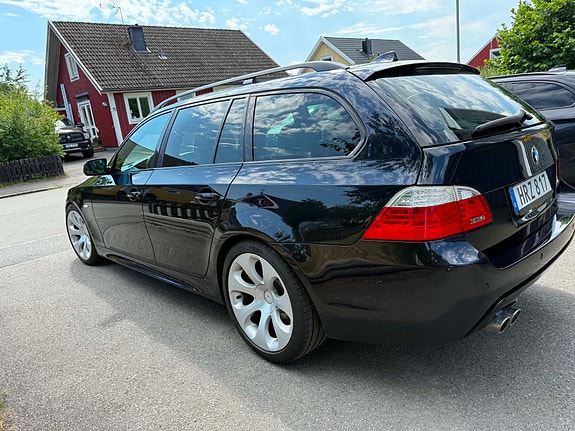 BMW 535d 4 of 5