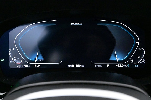 BMW 530e 8 of 27