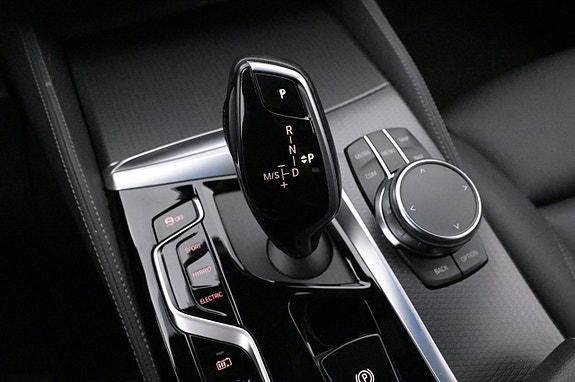 BMW 530e 18 of 27