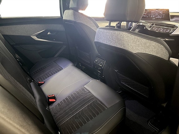 Peugeot 3008 14 of 17