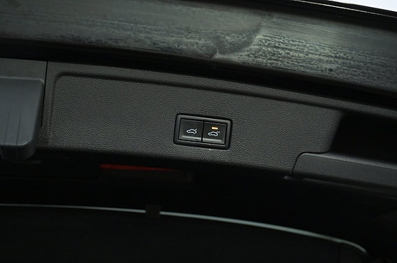 Volkswagen Touareg 23 of 27