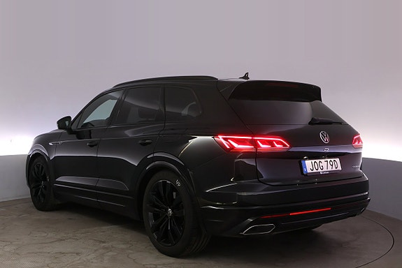 Volkswagen Touareg 4 of 5