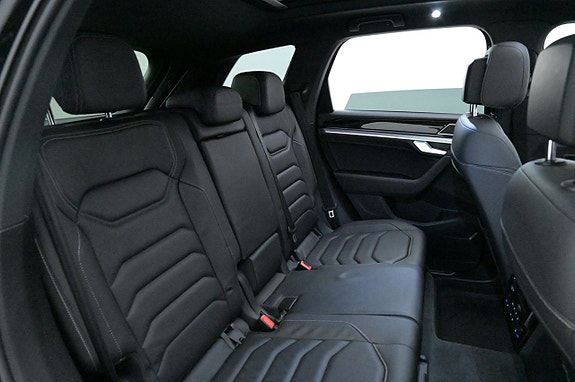 Volkswagen Touareg 21 of 27