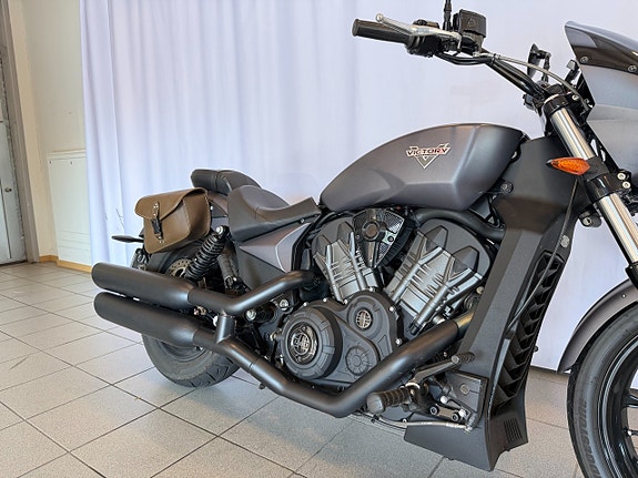 Victory Octane 3 of 9