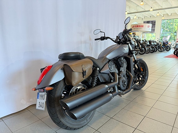 Victory Octane 4 of 9