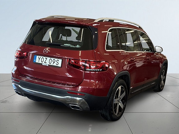 Mercedes-Benz GLB200 6 of 26