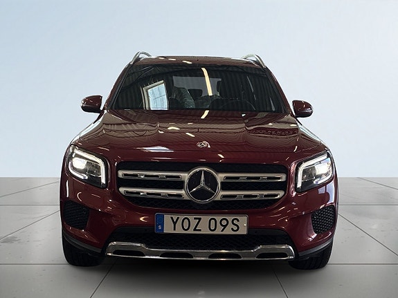 Mercedes-Benz GLB200 2 of 26