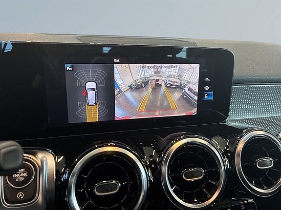 Mercedes-Benz GLB200 15 of 26