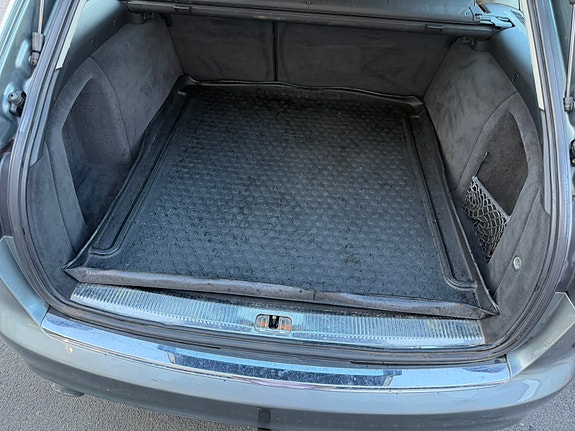Audi A6 6 of 7