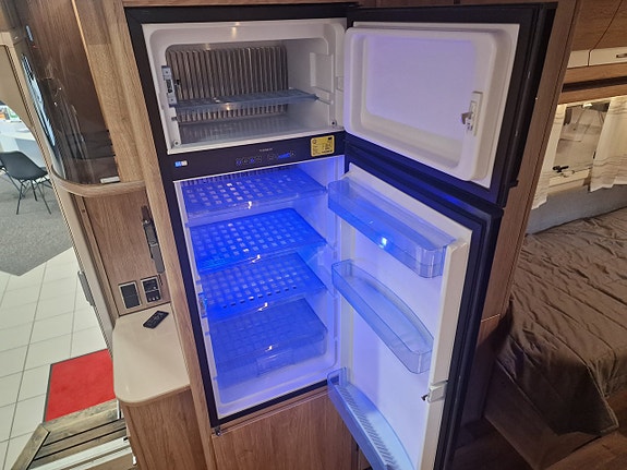 Kabe CLASSIC 560 GLE KS E2 (ALDE+Solcell+Markis+1 700kg) 12 of 18