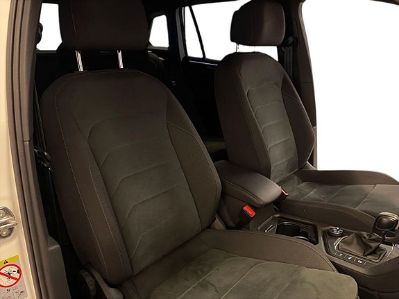 Volkswagen Tiguan 13 of 27