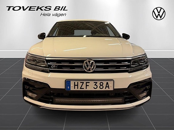 Volkswagen Tiguan 8 of 27