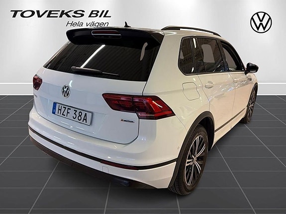 Volkswagen Tiguan 3 of 27