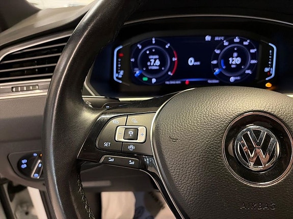 Volkswagen Tiguan 20 of 27