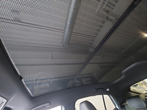 Skoda Enyaq 12 of 16