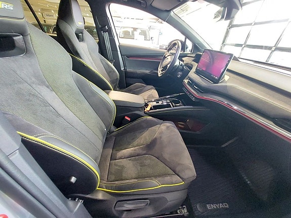 Skoda Enyaq 11 of 16