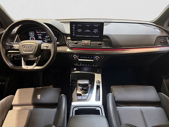 Audi Q5 9 of 19