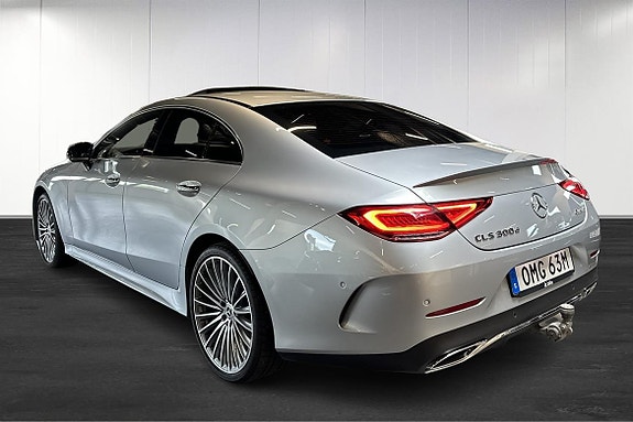Mercedes-Benz CLS300 d 3 of 5