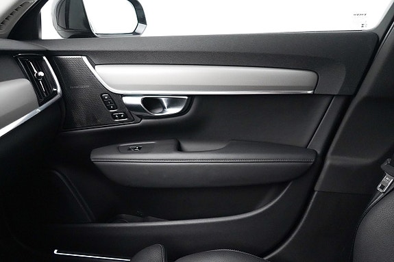 Volvo V90 14 of 21